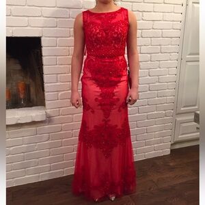 Coya Collection Illusion-Yoke Tonal Scroll
Beaded Mermaid Long Dress, L